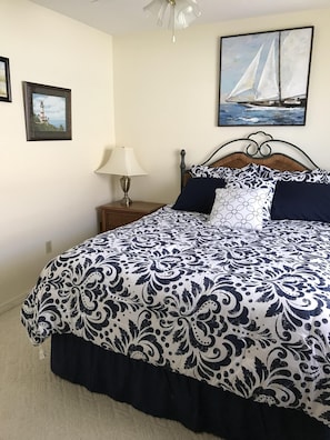 3 chambres, fer et planche à repasser, Wi-Fi gratuit, draps fournis