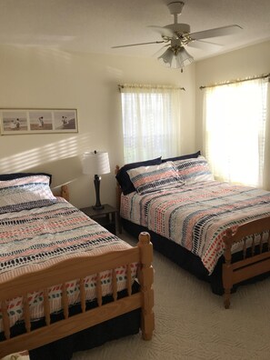 3 bedrooms, iron/ironing board, free WiFi, bed sheets