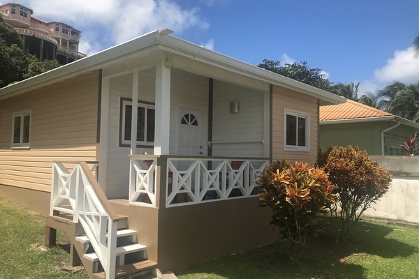 One bedroom air conditioned cottage