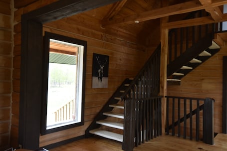 Interior. Timberland Lodges - Aspen Lodge