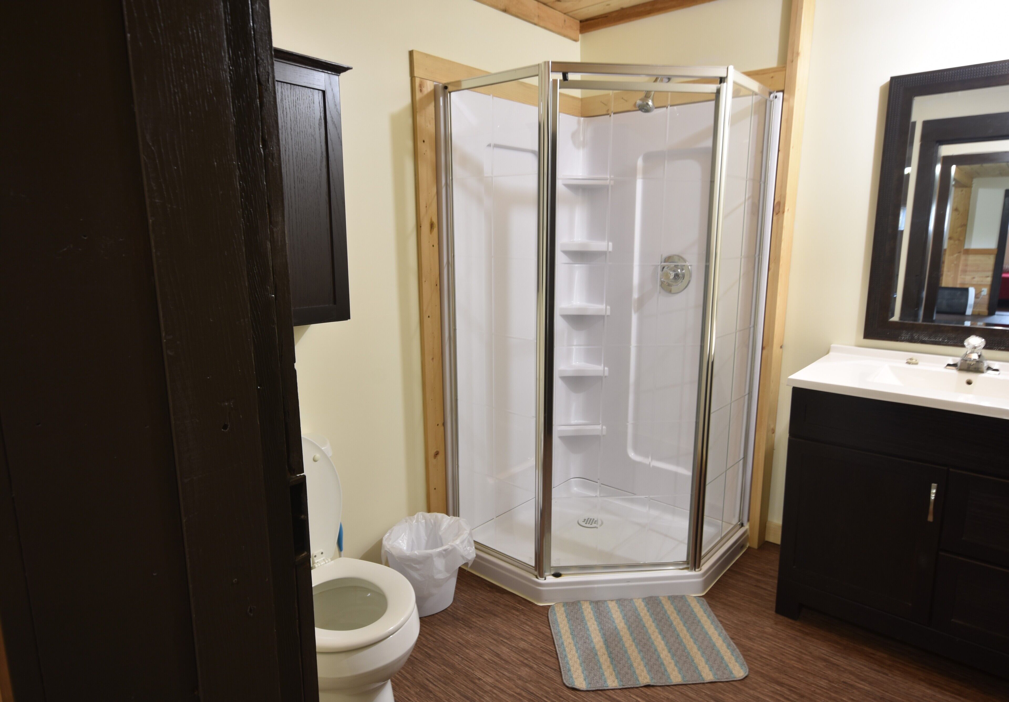 Bathtub, hair dryer, towels