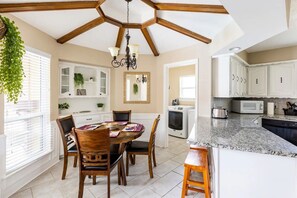 Fridge, microwave, oven, stovetop - Private Heated Pool & Pet-Friendly Family Retreat Near Dallas Attractions (Garland)