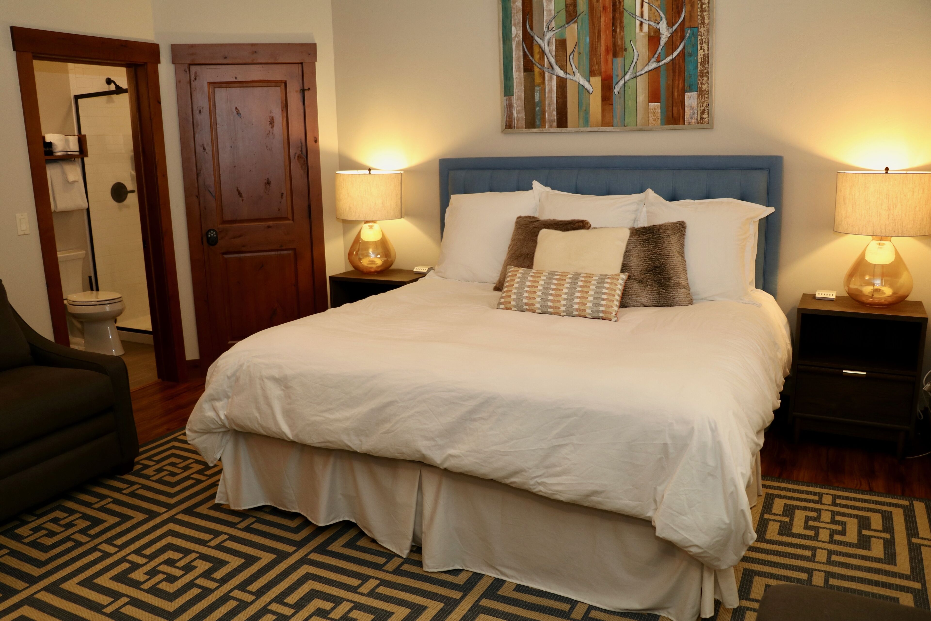 3 Schlafzimmer, Schreibtisch, Bügeleisen/Bügelbrett, Reisekinderbett