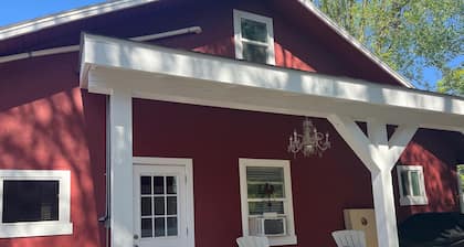 1930-luvun yleinen kauppa, joka on mukava ja kävelymatka keskustaan