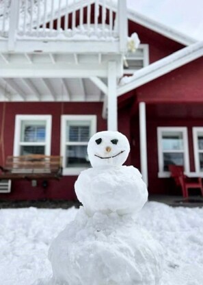 Property grounds - 1930s General Store  - walkable to downtown, pet-friendly, Home is all for YOU! (Prescott)