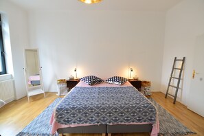 1 Schlafzimmer, Bügeleisen/Bügelbrett, Internetzugang, Bettwäsche