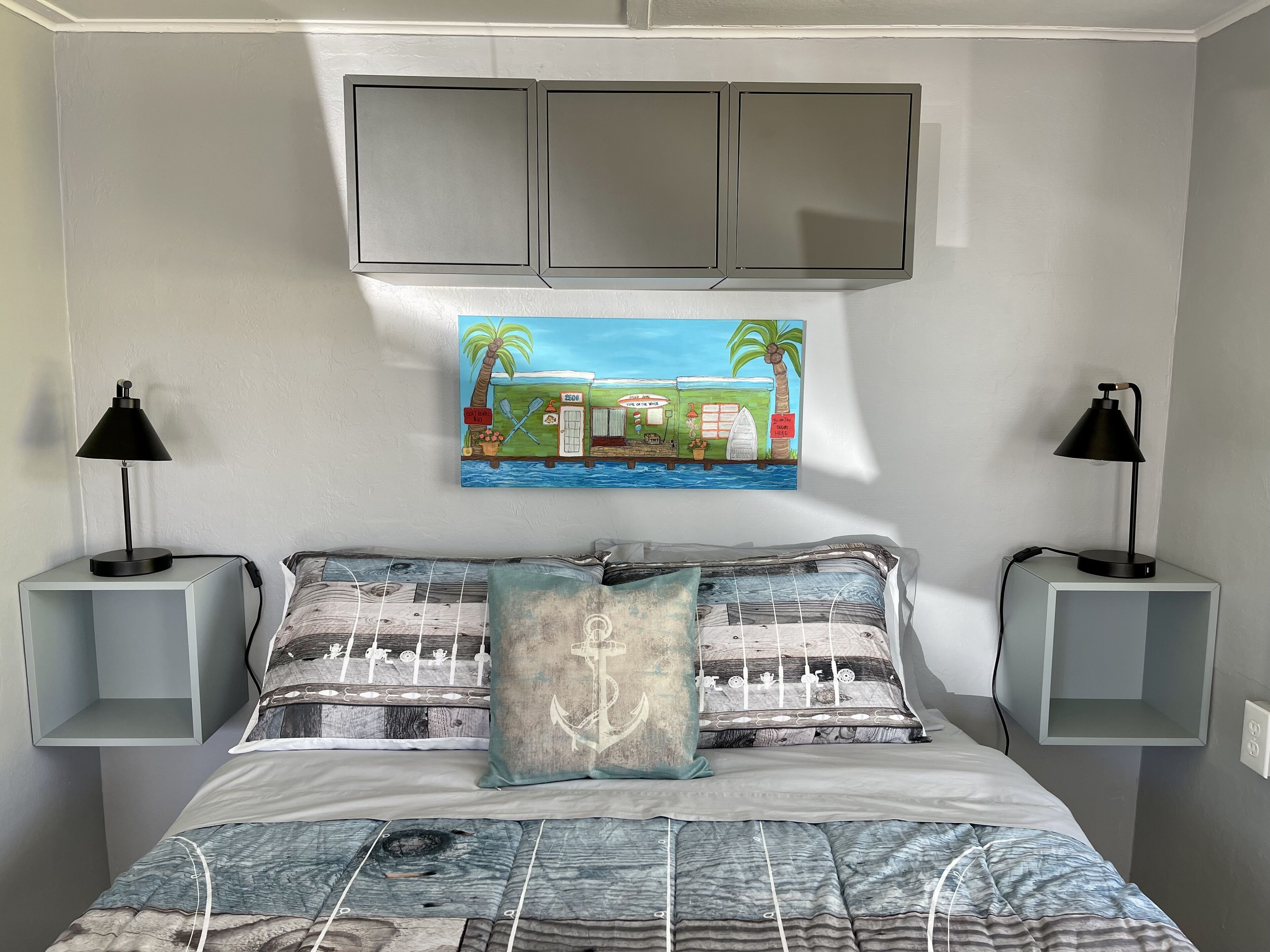 Ferros/tábuas de passar roupa, Wi-Fi de cortesia, roupa de cama