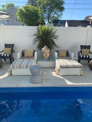 Pool - Walking Distance to Ocean/Beaches, Heated/Saltwater pool-pool open 4/1-11/1 (Rehoboth Beach)