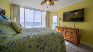 2 slaapkamers, een strijkplank/strijkijzer, gratis wifi, beddengoed