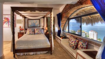 8 dormitorios, caja fuerte, tabla de planchar con plancha y wifi