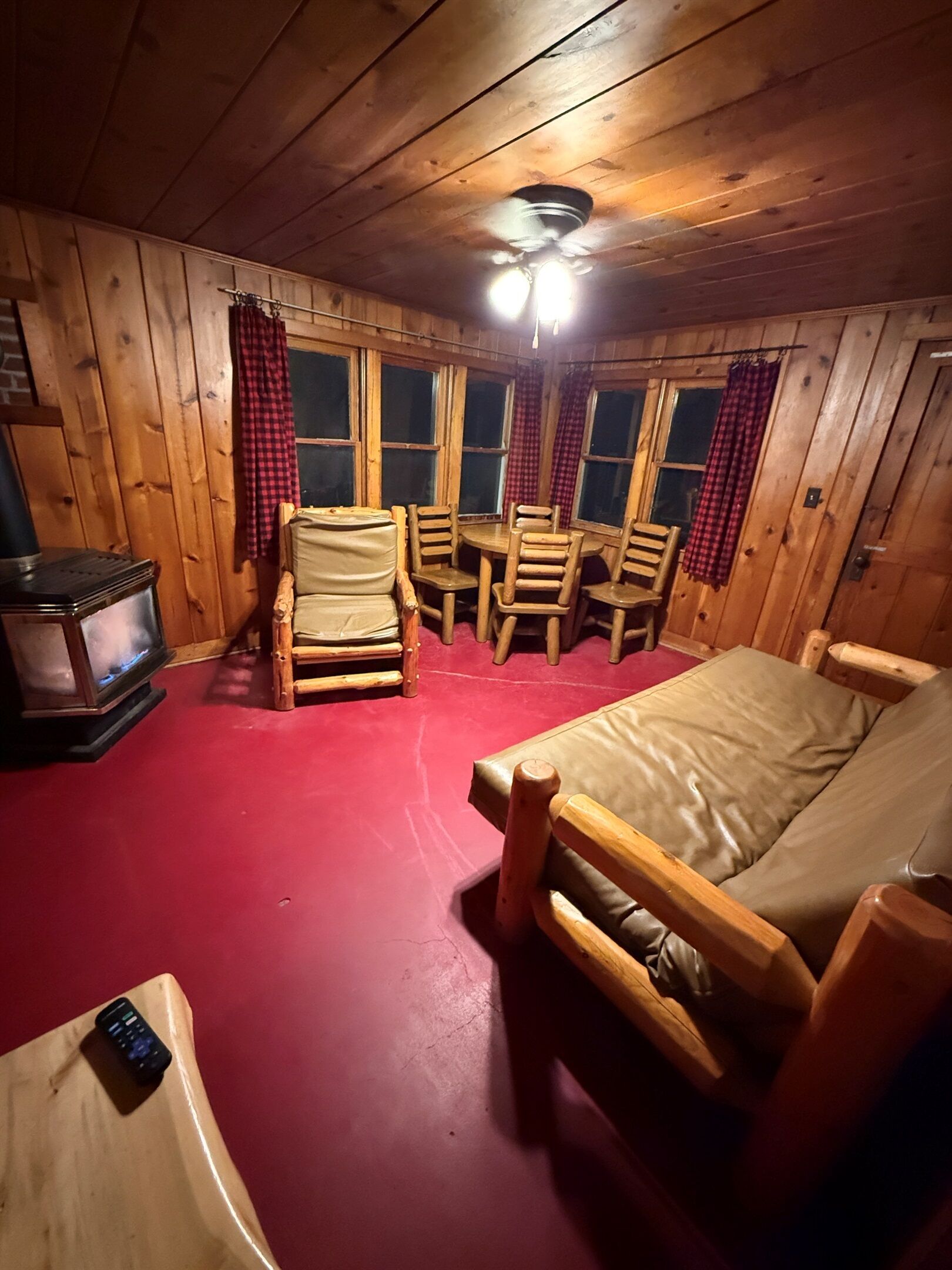 智能电视、壁炉