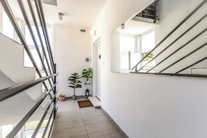 Interior - Apartment with a Terrace and Free Parking - Beach Nearby (Split)