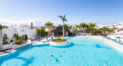 Uskomaton asunto Adejessä ylellisessä kaupungistumisessa