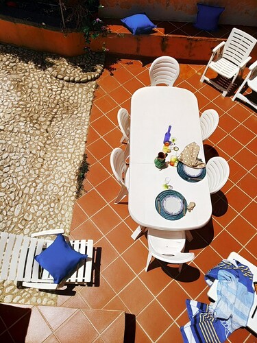 5 minutes walk from the beach