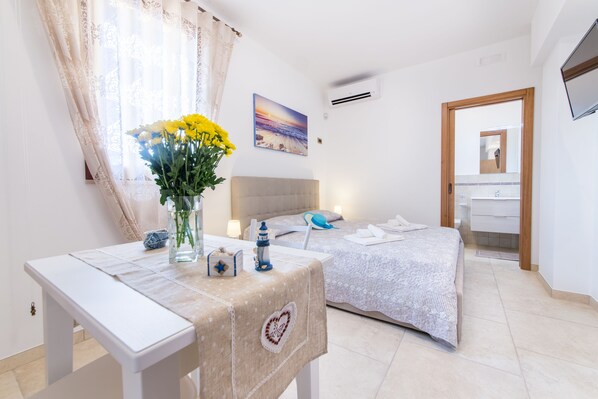 1 soverom, strykejern/-brett, wi-fi og sengetøy