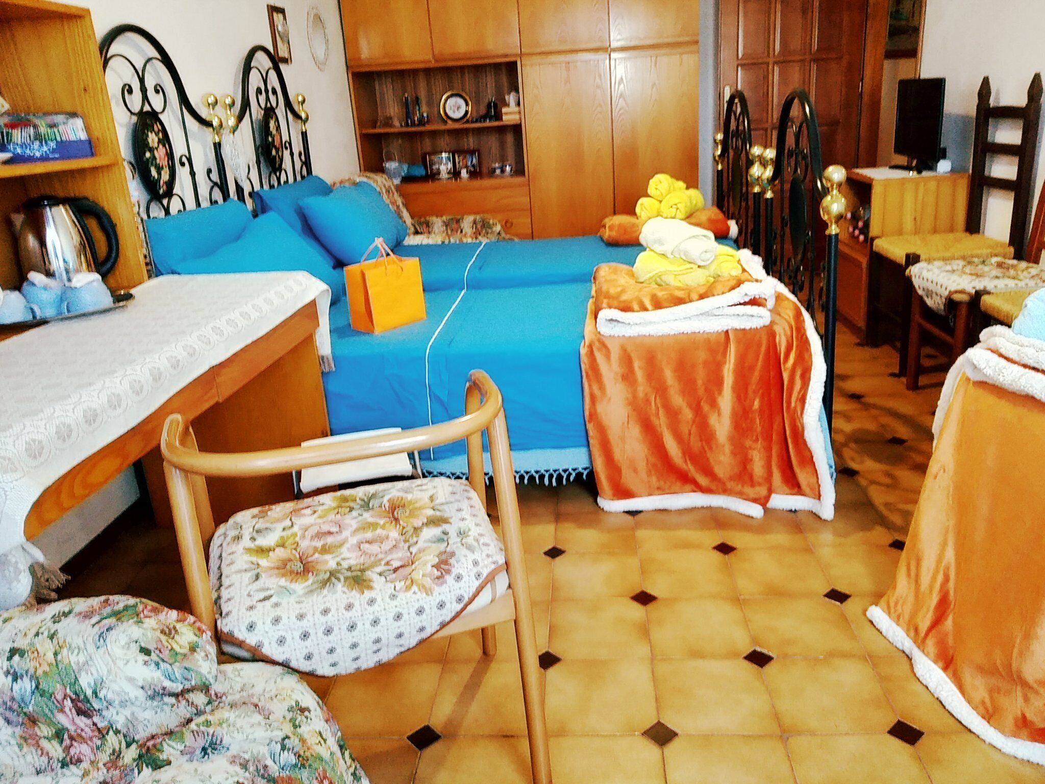 1 bedroom, iron/ironing board, bed sheets