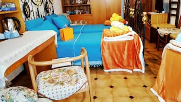 1 bedroom, iron/ironing board, bed sheets