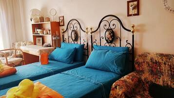 1 bedroom, iron/ironing board, bed sheets