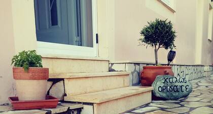 RODIES COTTAGE ΜΟΛΙΣ 3 ΧΙΛΙΟΜΕΤΡΑ ΑΠΟ ΤΗΝ ΜΑΓΕΥΤΙΚΗ ΠΑΡΑΛΙΑ ΤΩΝ ΠΕΤΑΝΩΝ