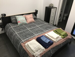 1 Schlafzimmer, Bügeleisen/Bügelbrett, WLAN, Bettwäsche