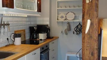 Kühlschrank, Ofen, Herdplatte, Geschirrspüler