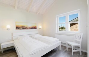 2 Schlafzimmer, Reisekinderbett, kostenloses WLAN, Bettwäsche