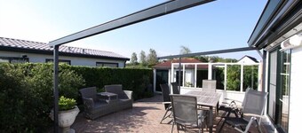 Scalde Oort 14 luxury chalet within walking distance of the beach