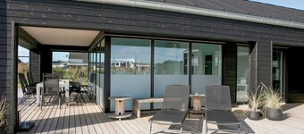 Gorgeous home in Løkken with sauna