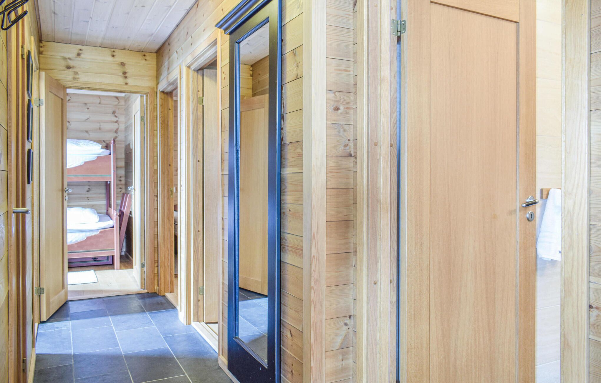 4 室のベッドルーム