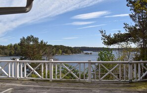 Property grounds - Cozy home in Tvedestrand with kitchen (Tvedestrand)