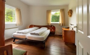 3 bedrooms, Internet, bed sheets