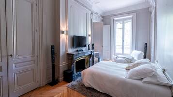 5 chambres, fer et planche à repasser, Wi-Fi gratuit, draps fournis