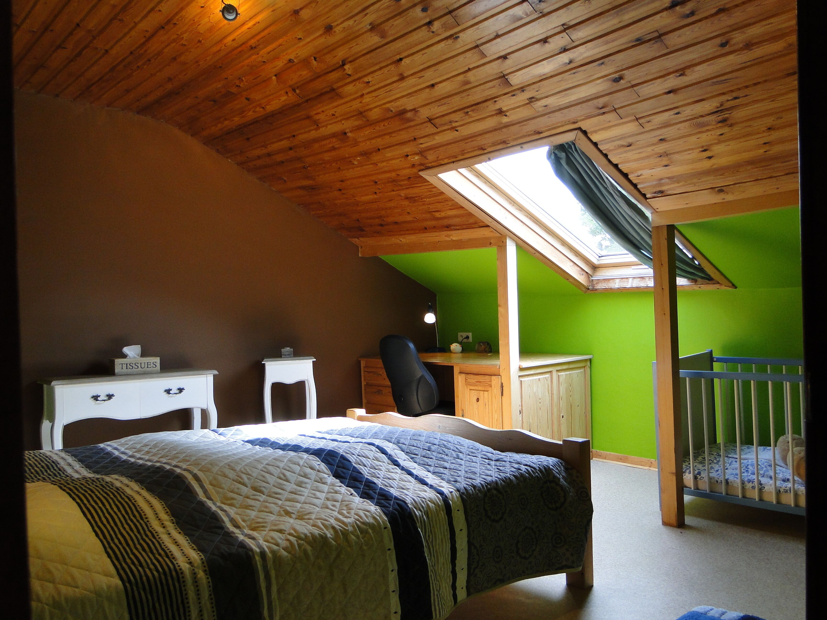 5 Schlafzimmer, Bügeleisen/Bügelbrett, kostenloses WLAN