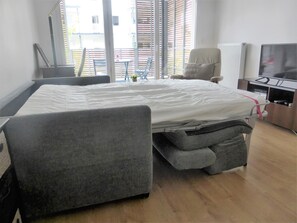 1 chambre, fer et planche Ă repasser, draps fournis