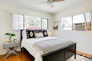 1 camera, ferro/asse da stiro, Wi-Fi, lenzuola