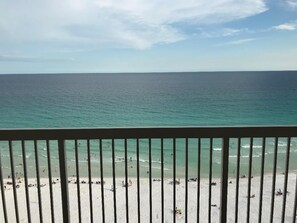 Property grounds - Last minute June Discount! Direct Beachfront! ๐ (Destin)