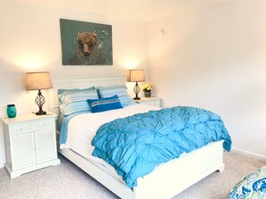 4 bedrooms, desk, iron/ironing board, free WiFi - 3 Bed 2.5 Bath House & Save 350 dollars on Rental Car,  May - June 2026 (Kodiak)