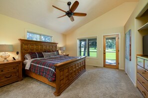 4 間睡房、熨斗/熨衫板、可攜式嬰兒床、免費 Wi-Fi