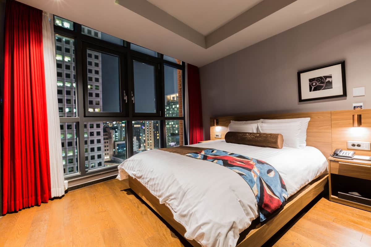 In-room safe, individually decorated, desk, blackout curtains