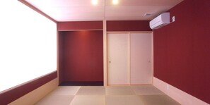 Rum - icke-rökare - privat badrum (65 sqm) | 1 sovrum, sängtillbehör av högsta kvalitet, skrivbord och gratis wi-fi