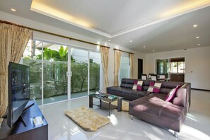 Living room - Oazza Villa (Rawai)