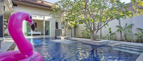 3-Bedroom Villa with Private Pool | Terrasse/Patio