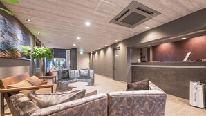 Lobby lounge - Floral Hotel Shinsaibashi (Osaka)