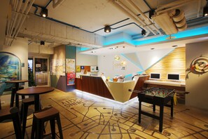 Reception - Loosha Hostel (Taichung)