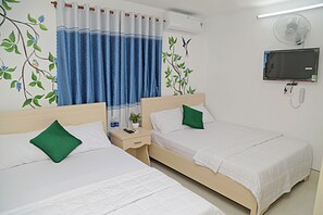 Standard Quadruple Room, 2 Double Beds | Desk, blackout drapes, iron/ironing board, free WiFi - Homestay 78 (Ho Chi Minh City)