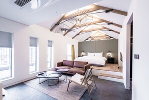 Patio Suite | 高档床上用品、羽绒被、客房内保险箱、遮光窗帘