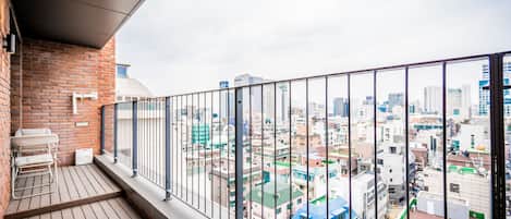 Balcony Suite | Street view