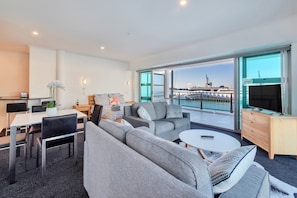 Design Studio, Harbour View | Living area