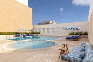 Outdoor pool - Al Najada Doha Hotel by Tivoli (Doha)
