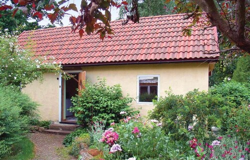 Cozy home in Tomelilla with WiFi